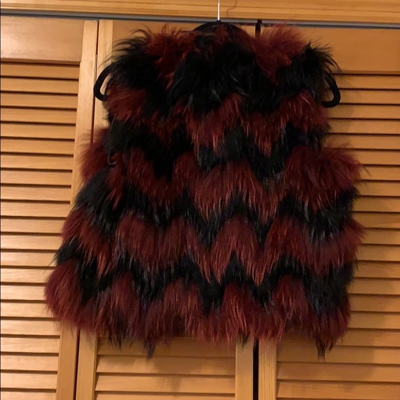 Mark Richards Fur Vest - Picture 4 of 4